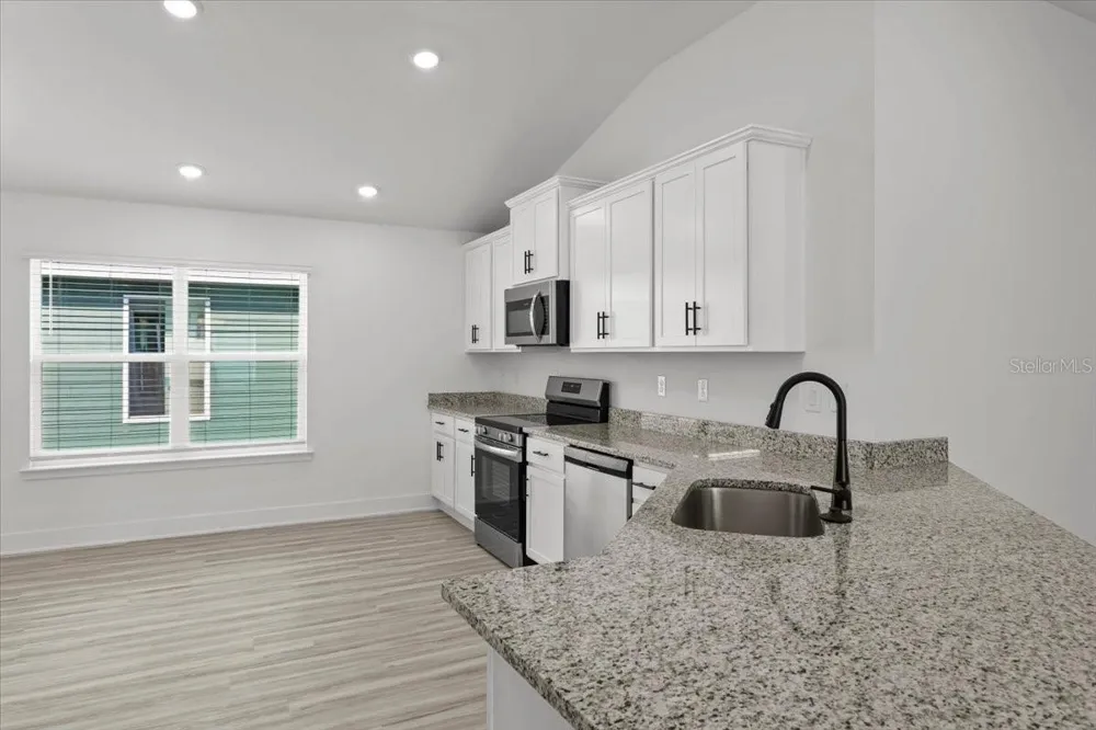 2561 SW 250TH DRIVE Newberry, FL 32669
