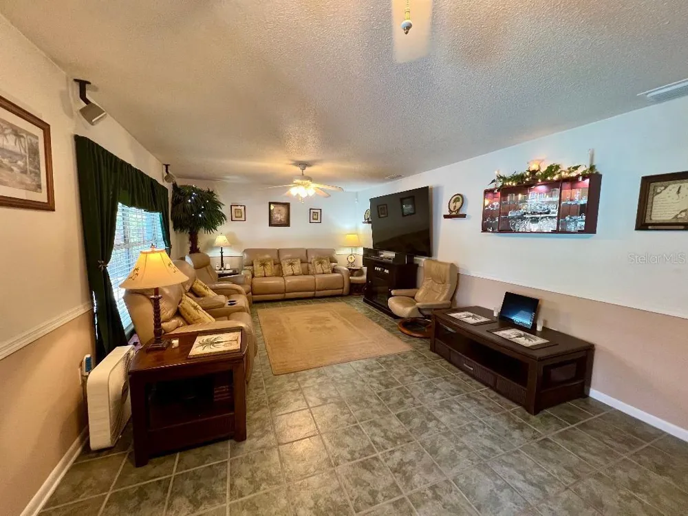 4033 SE 15TH ST ocala, FL 34471