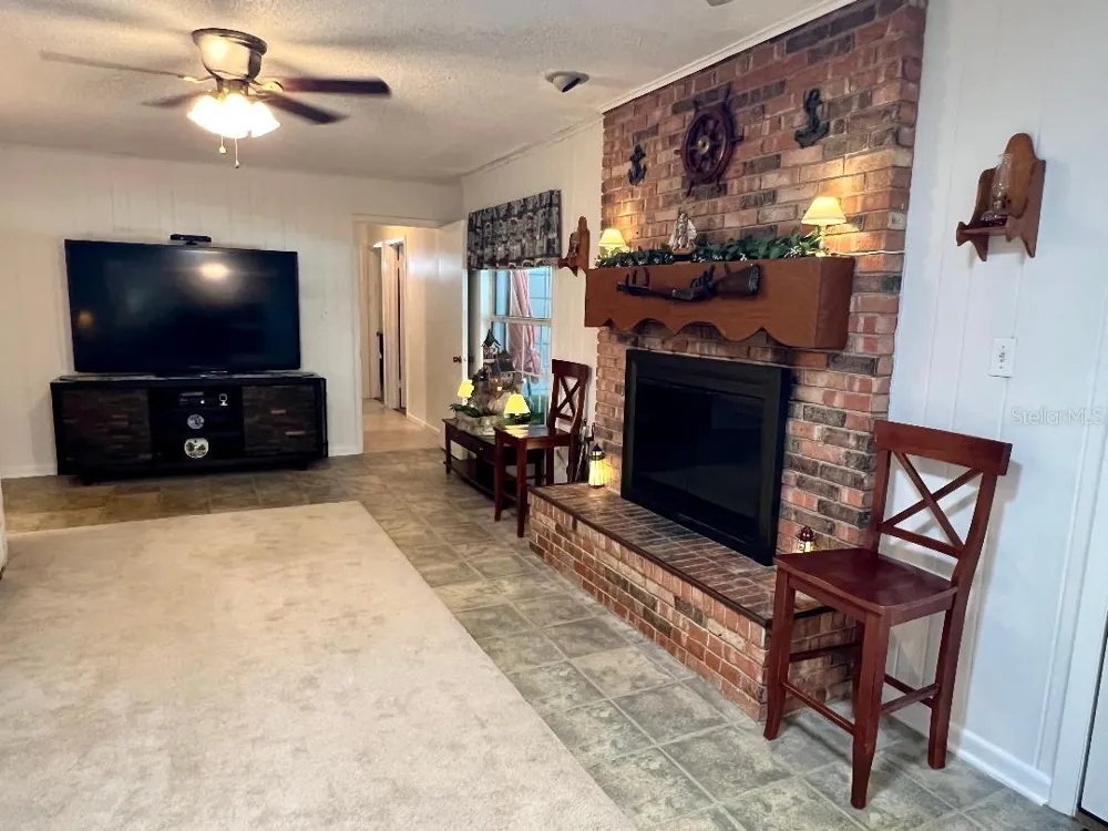 4033 SE 15TH ST ocala, FL 34471