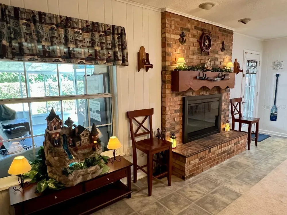 4033 SE 15TH ST ocala, FL 34471
