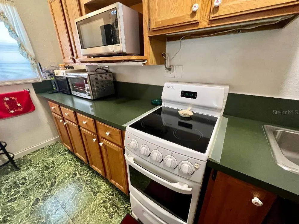 4033 SE 15TH ST ocala, FL 34471