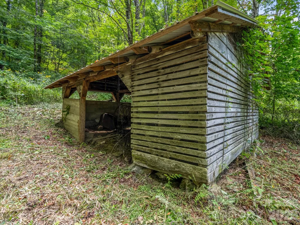 1545 North Fork Road Marshall, NC 28753