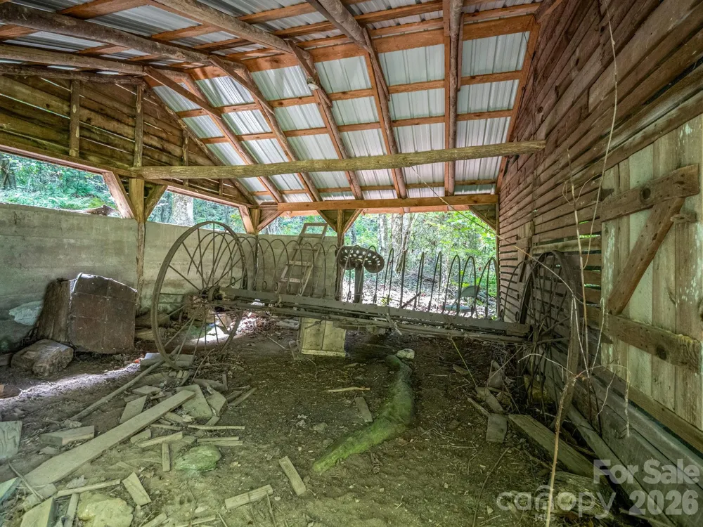 1545 North Fork Road Marshall, NC 28753