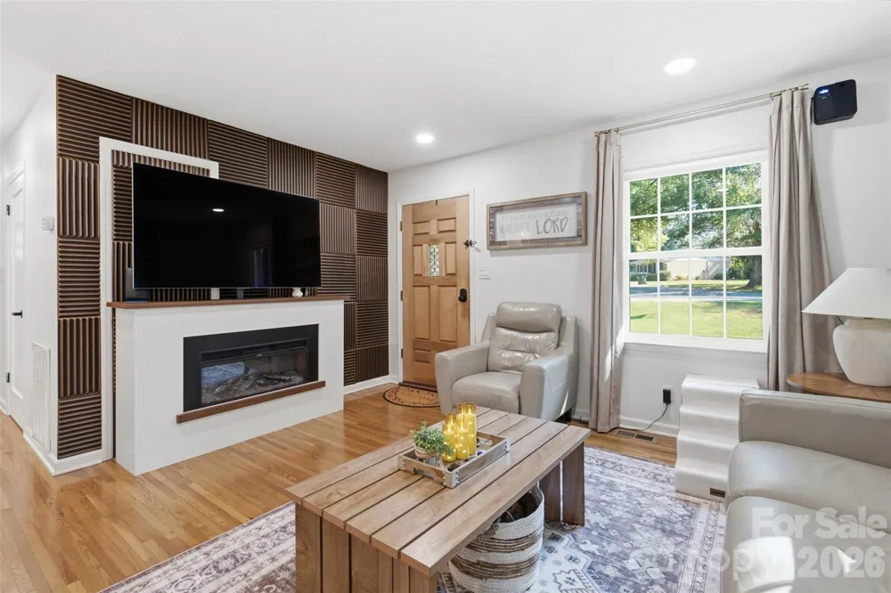 19213 Carter Circle Cornelius, NC 28031
