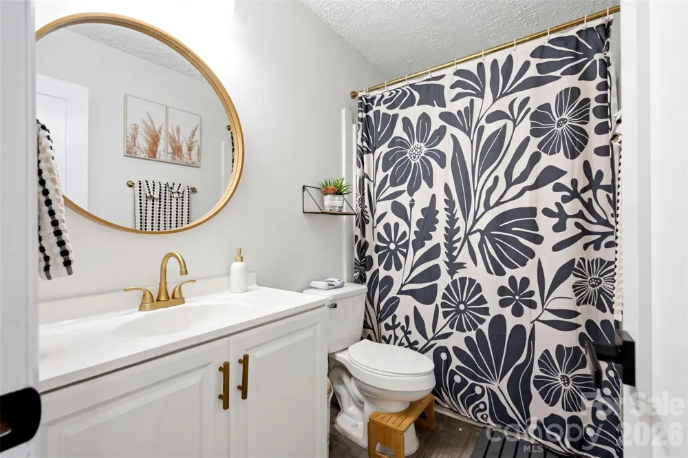 19213 Carter Circle Cornelius, NC 28031