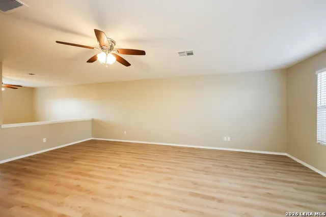 122 Blue Juniper San Antonio, TX 78253