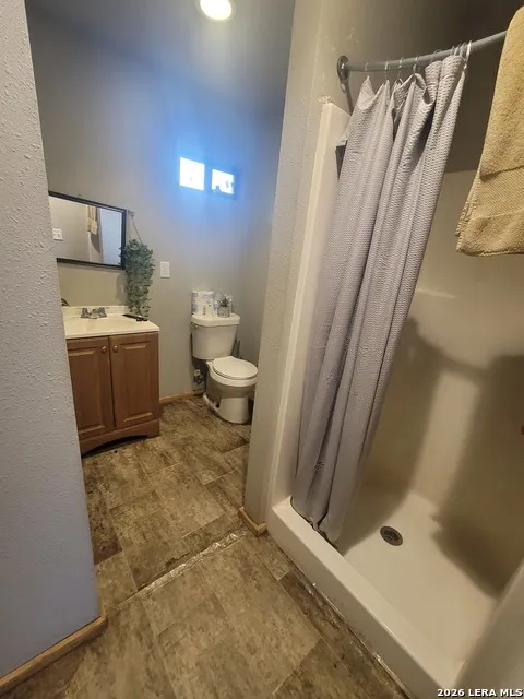 505 Chaparral Bandera, TX 78003