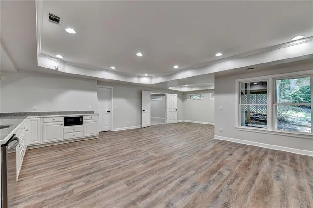 4105 Falls Ridge Drive Johns Creek, GA 30022