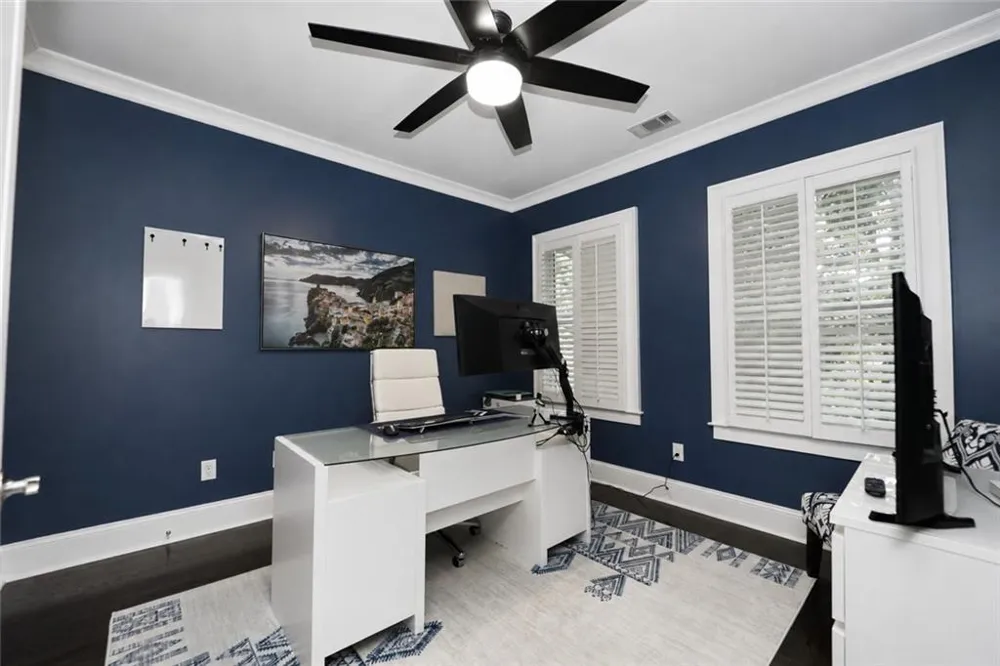 1085 Charles Towne Square Sandy Springs, GA 30328