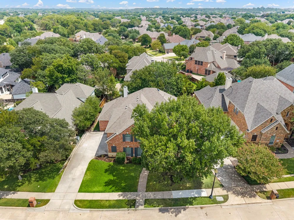 709 Lakeway Drive Keller, TX 76248