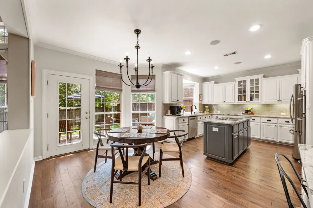 709 Lakeway Drive Keller, TX 76248