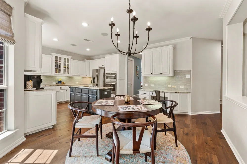709 Lakeway Drive Keller, TX 76248