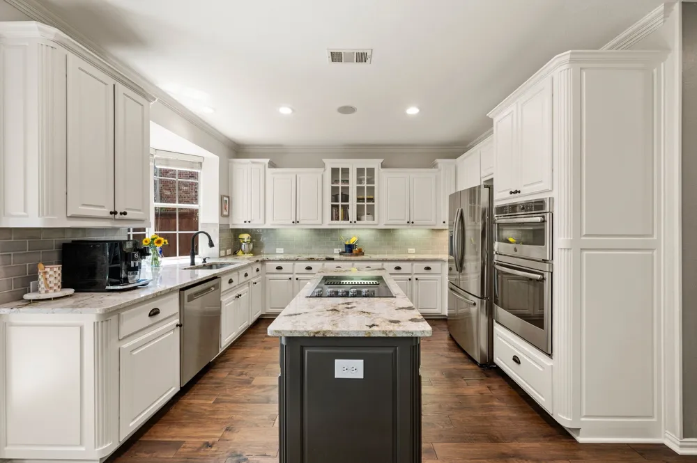 709 Lakeway Drive Keller, TX 76248