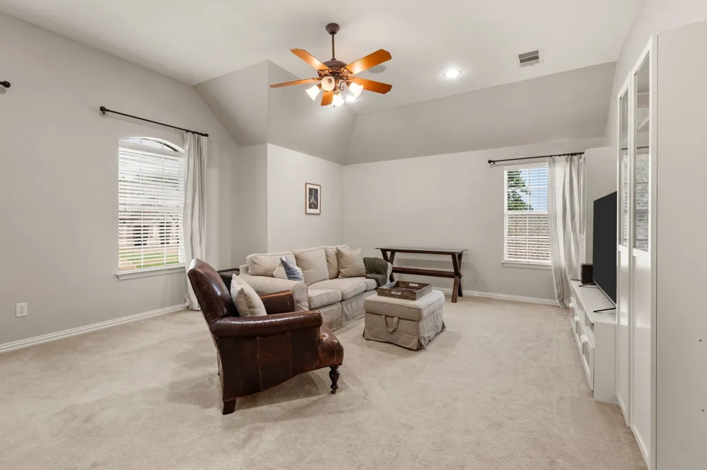 709 Lakeway Drive Keller, TX 76248