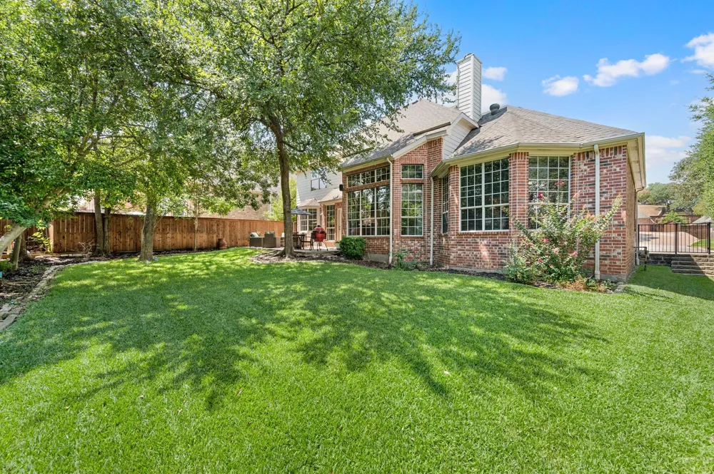 709 Lakeway Drive Keller, TX 76248