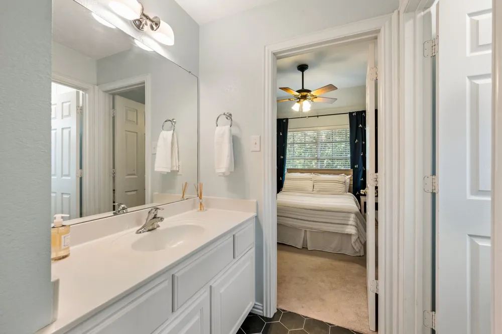 709 Lakeway Drive Keller, TX 76248