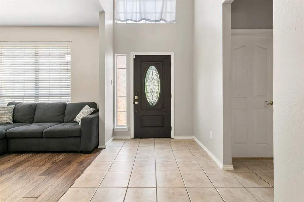 8641 Shadow Trace Drive Fort Worth, TX 76244