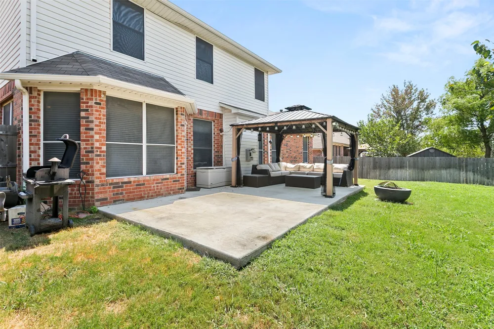 8641 Shadow Trace Drive Fort Worth, TX 76244