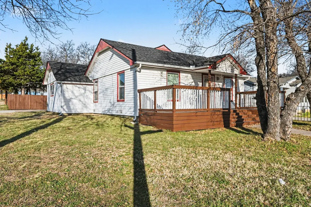 3720 Stanley Avenue Fort Worth, TX 76110