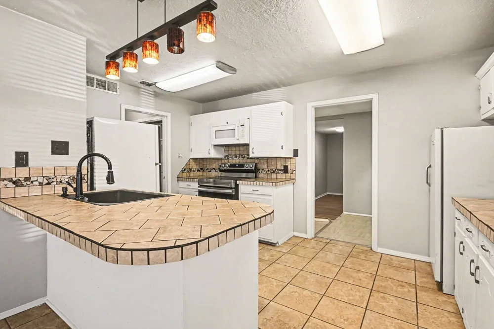 3720 Stanley Avenue Fort Worth, TX 76110