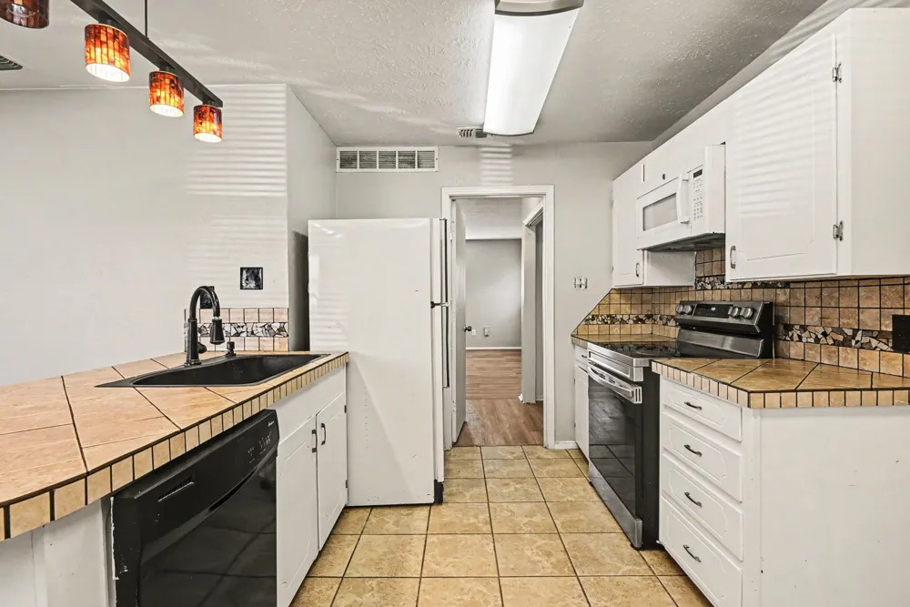 3720 Stanley Avenue Fort Worth, TX 76110