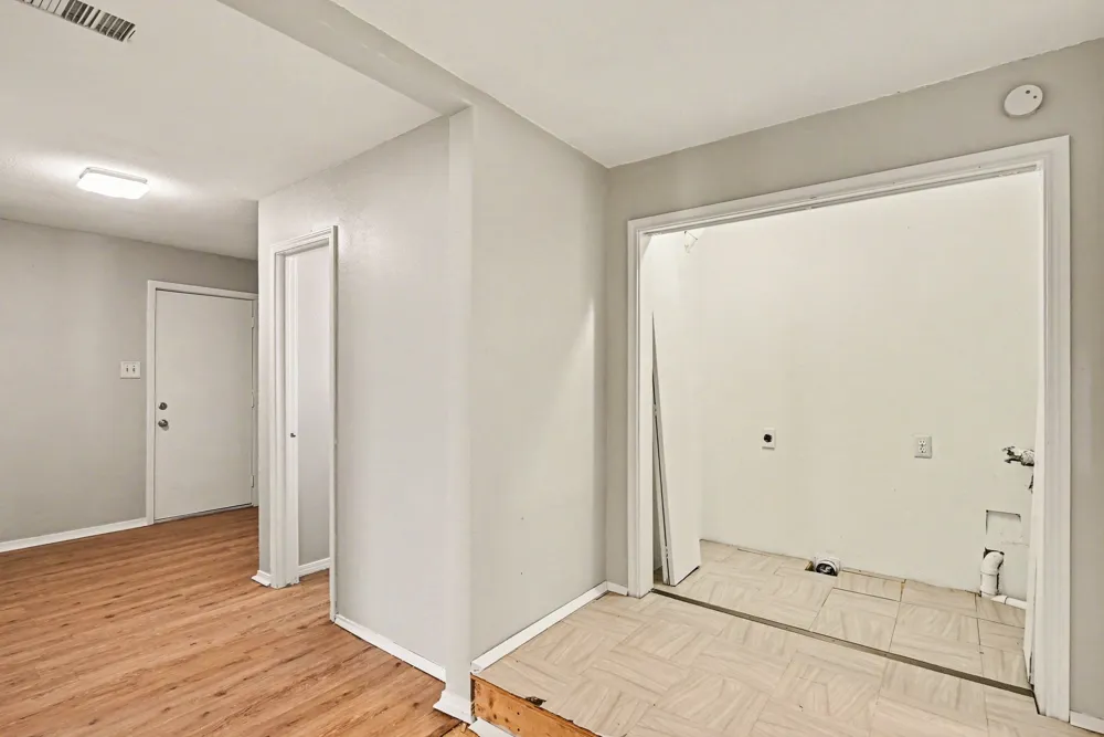 3720 Stanley Avenue Fort Worth, TX 76110