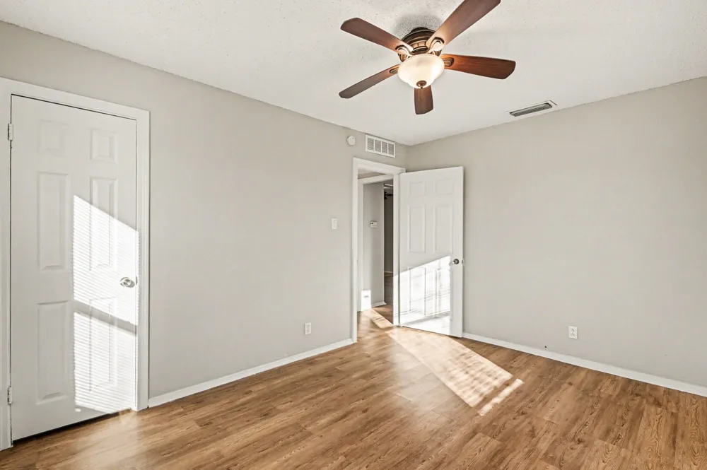 3720 Stanley Avenue Fort Worth, TX 76110