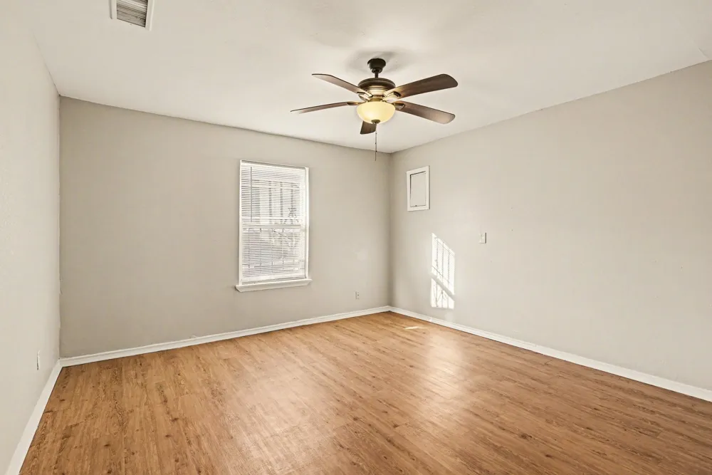 3720 Stanley Avenue Fort Worth, TX 76110