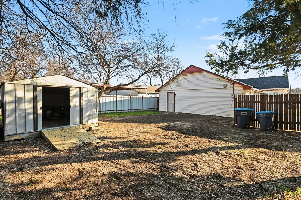 3720 Stanley Avenue Fort Worth, TX 76110
