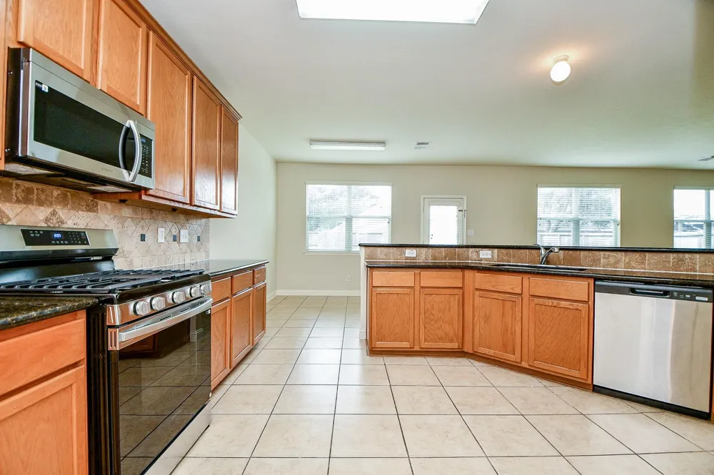 2707 Silk Tree Lane Katy, TX 77449