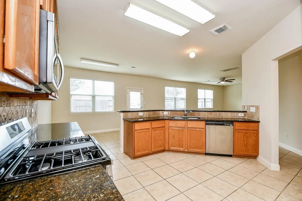 2707 Silk Tree Lane Katy, TX 77449