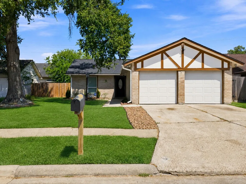 19930 Burle Oak Drive Humble, TX 77346