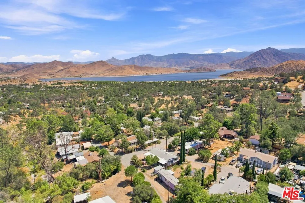29 Margie Lane Wofford Heights, CA 93285