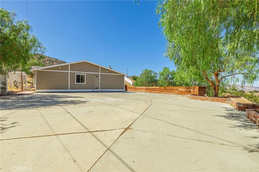 510 E Soledad Pass Palmdale, CA 93550