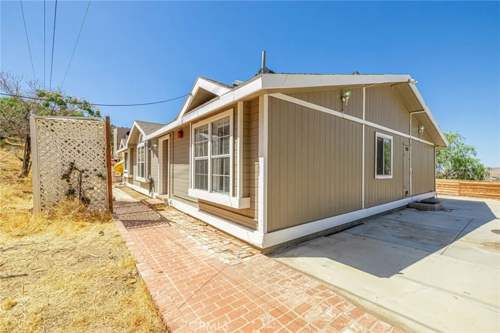 510 E Soledad Pass Palmdale, CA 93550