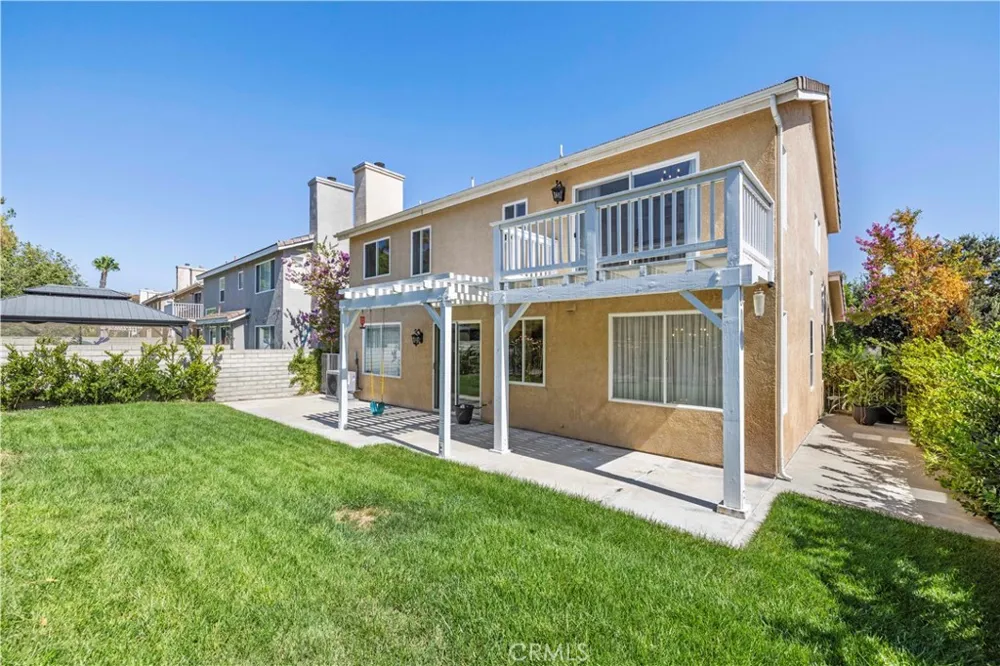 26085 Salinger Stevenson Ranch, CA 91381