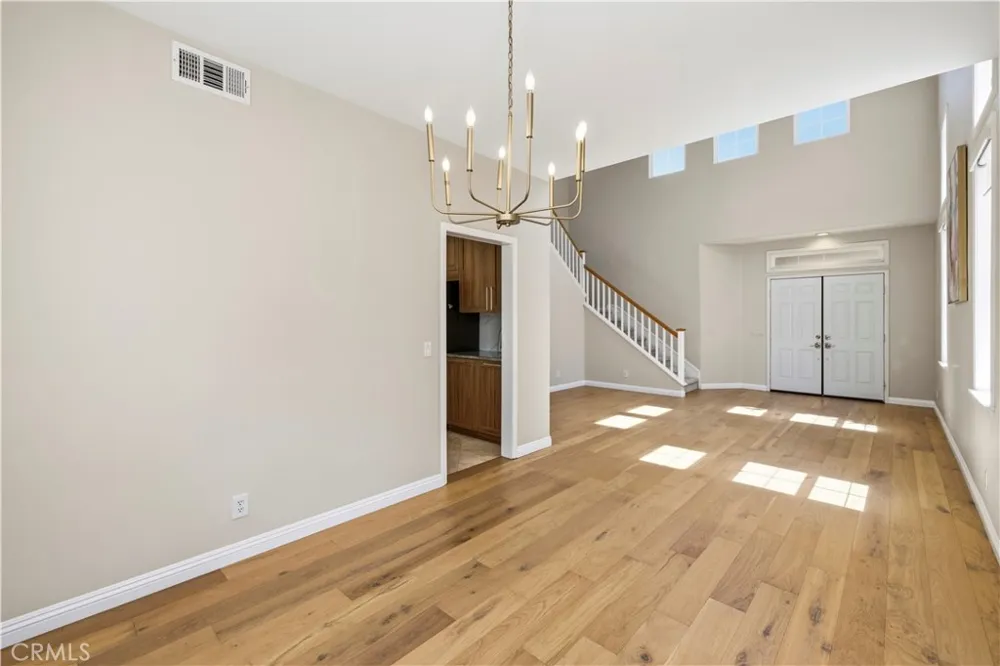26085 Salinger Stevenson Ranch, CA 91381