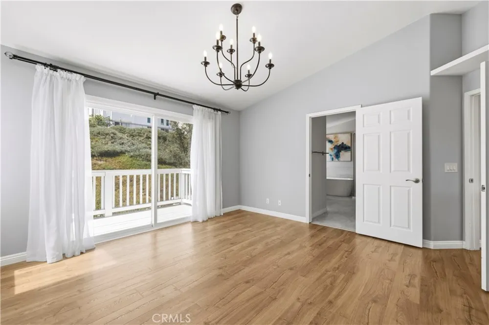 26085 Salinger Stevenson Ranch, CA 91381
