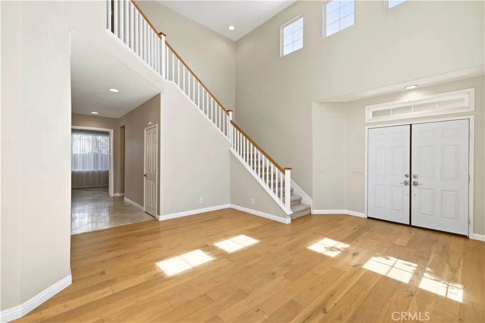 26085 Salinger Stevenson Ranch, CA 91381