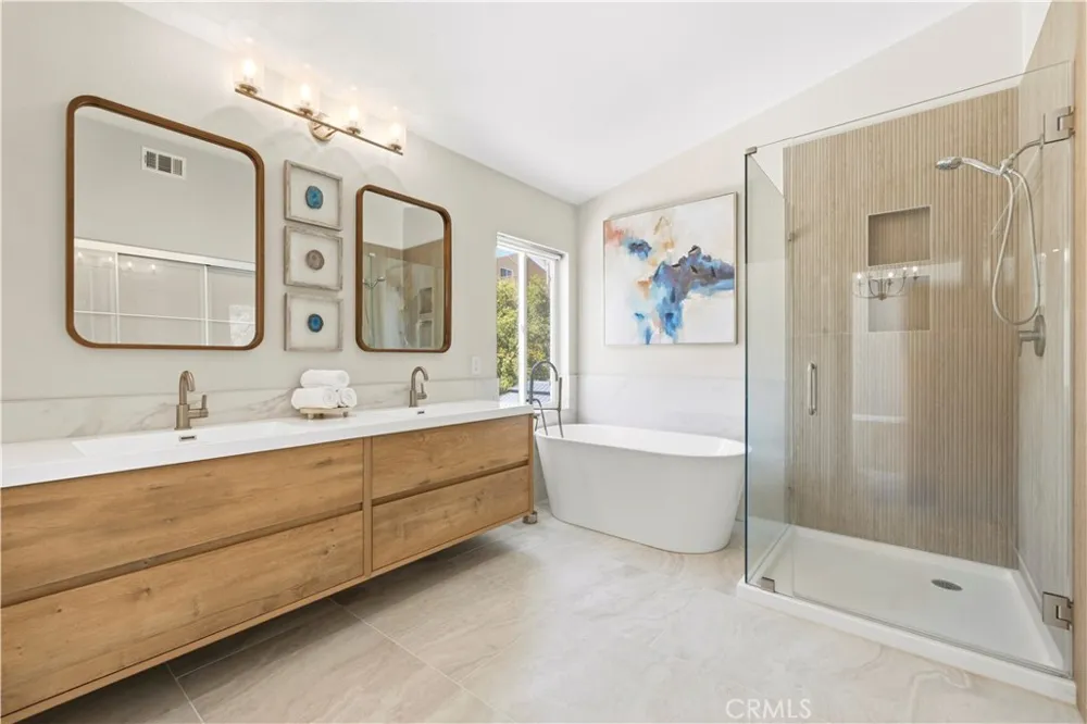 26085 Salinger Stevenson Ranch, CA 91381