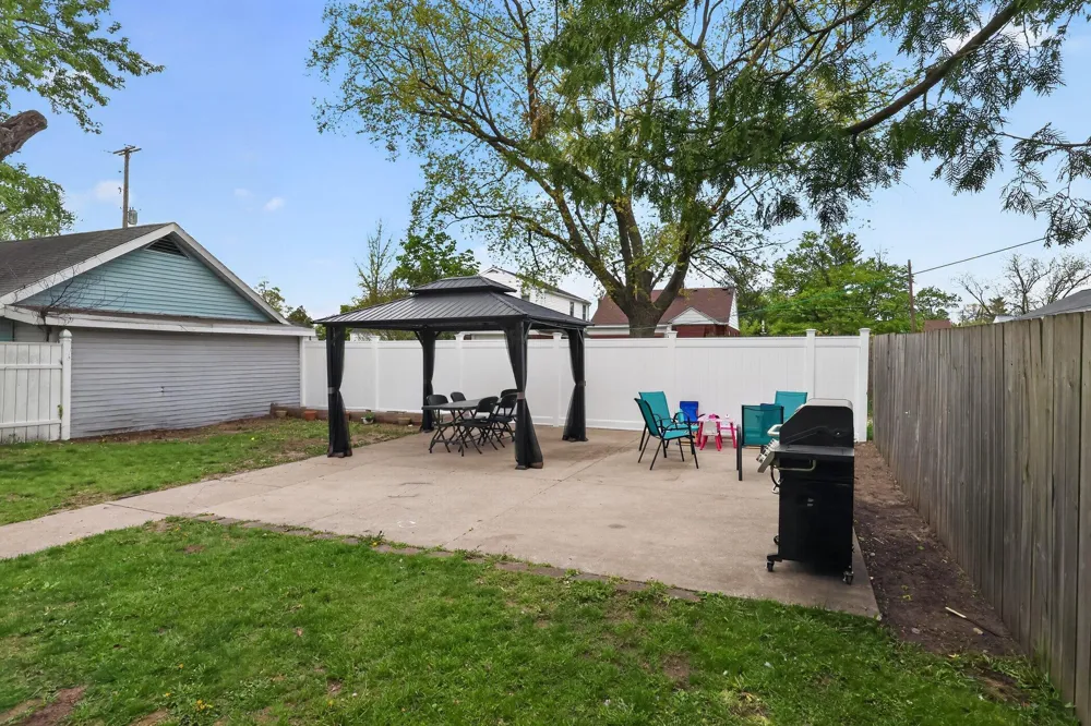 1105 Hazen Street SE Grand Rapids, MI 49507