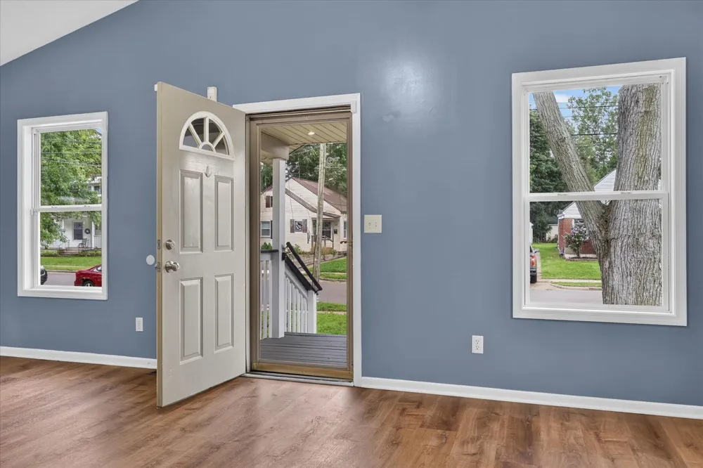1105 Hazen Street SE Grand Rapids, MI 49507