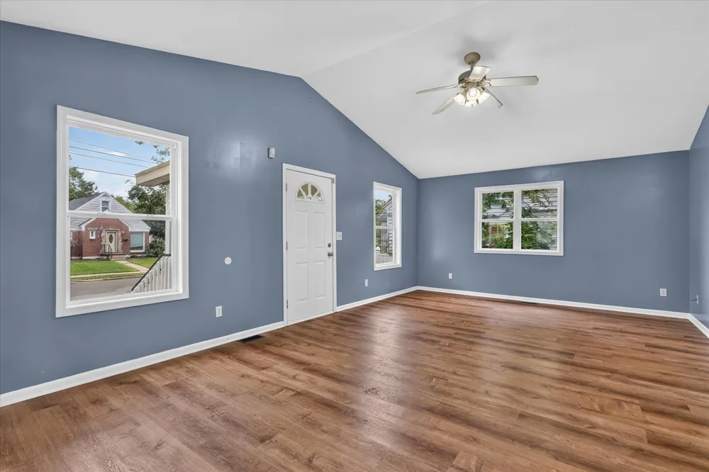 1105 Hazen Street SE Grand Rapids, MI 49507