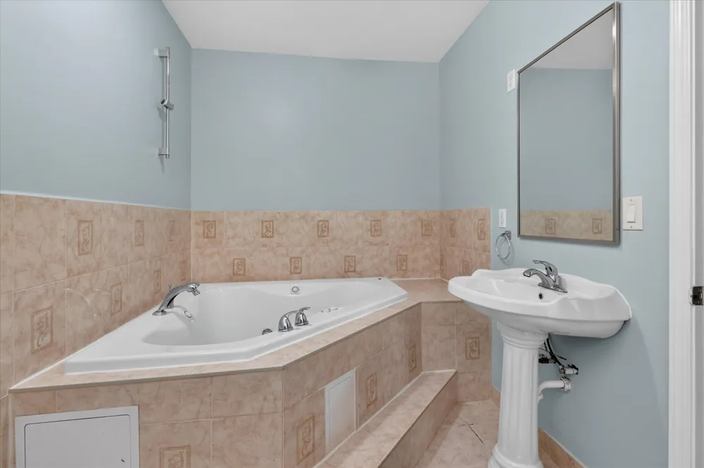 1105 Hazen Street SE Grand Rapids, MI 49507
