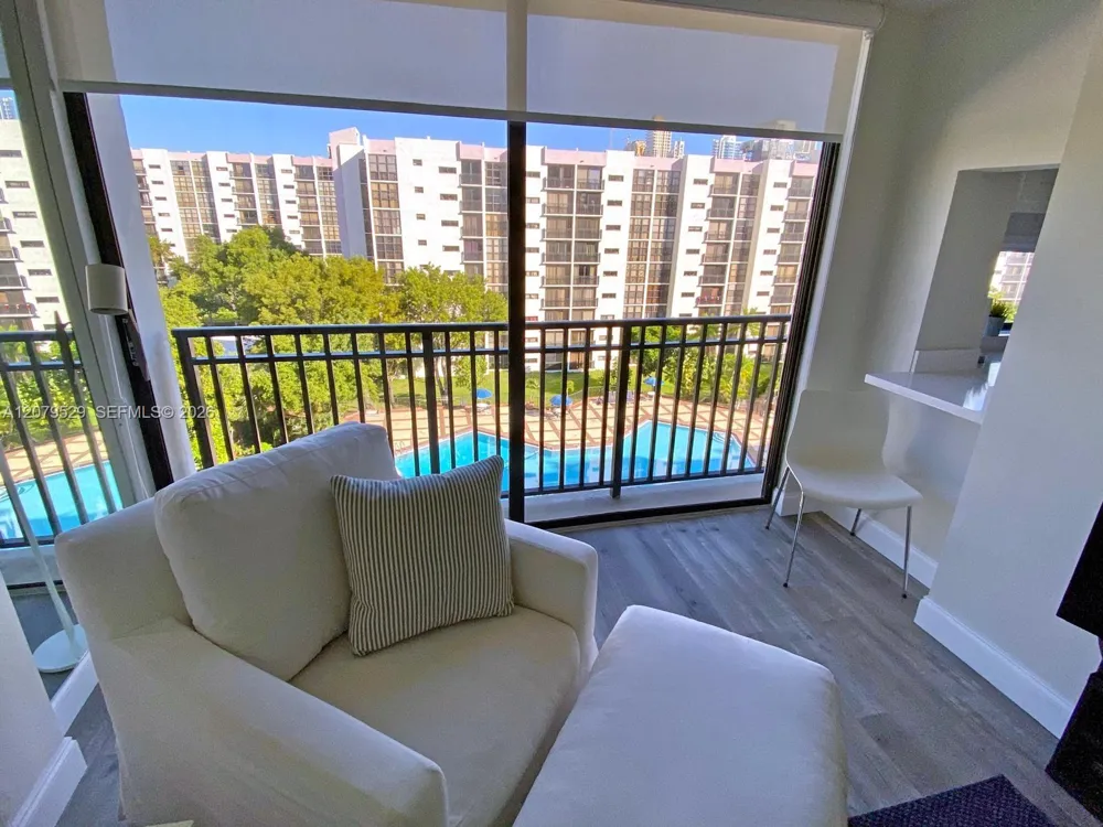 16919 Bay Rd #703 Sunny Isles Beach, FL 33160