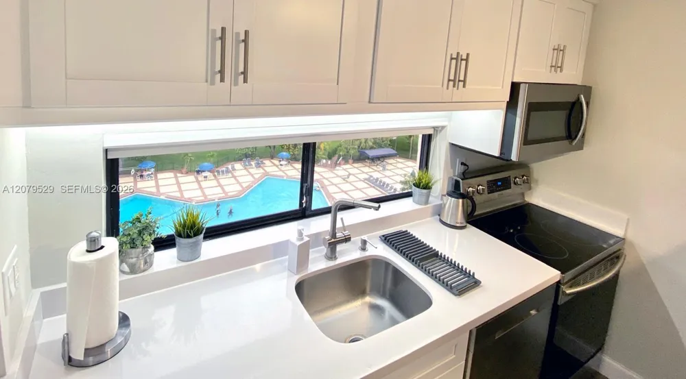 16919 Bay Rd #703 Sunny Isles Beach, FL 33160