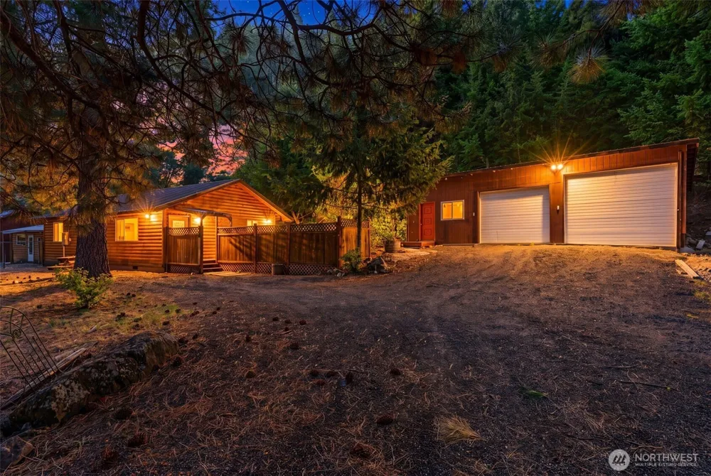 150 Pine Cliffs Drive Naches, WA 98937