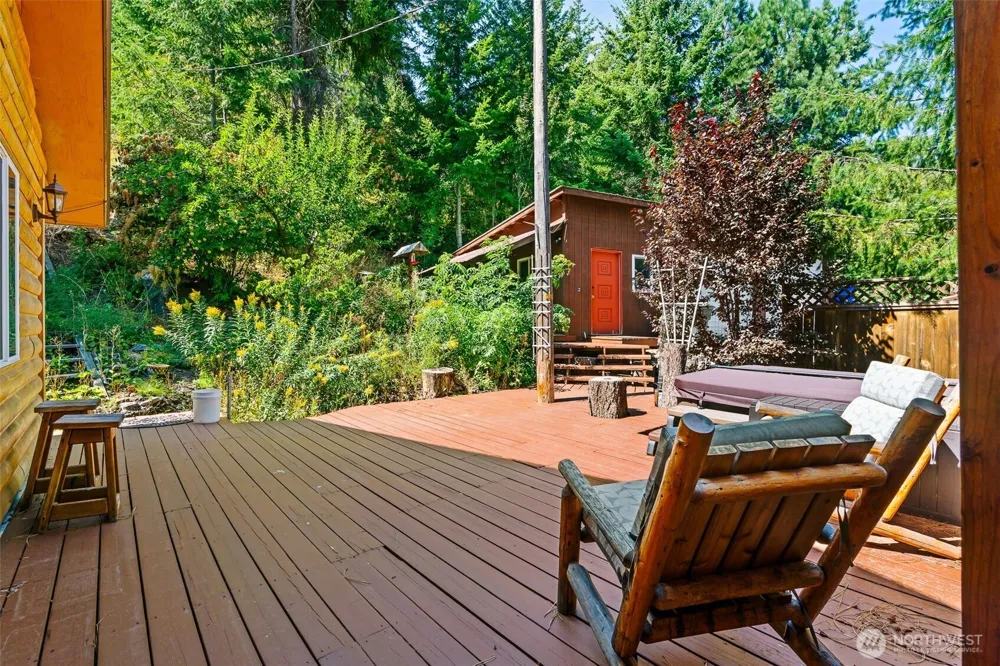 150 Pine Cliffs Drive Naches, WA 98937