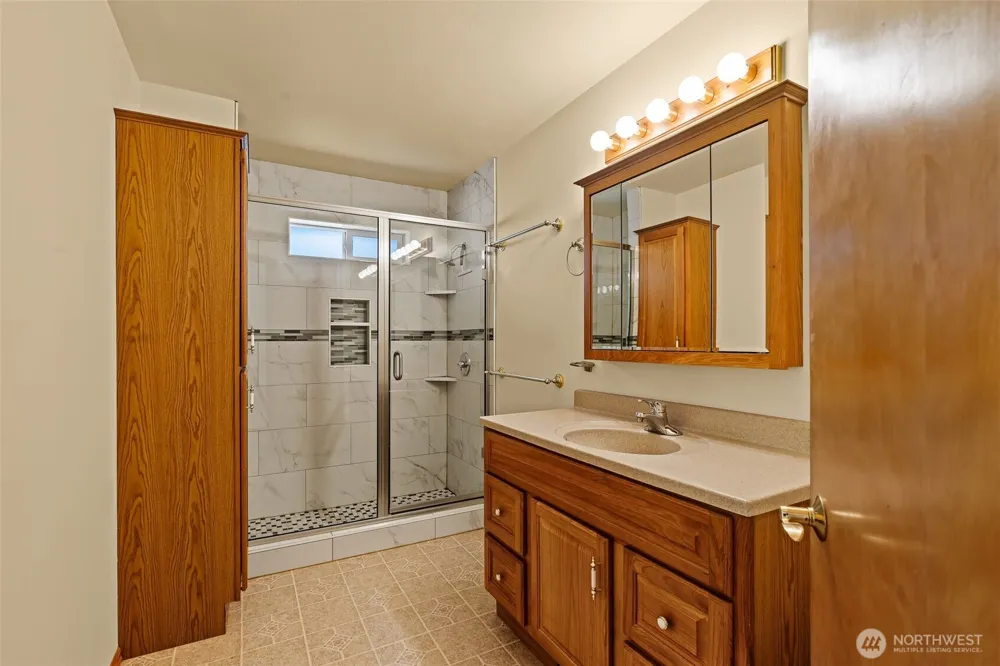 150 Pine Cliffs Drive Naches, WA 98937