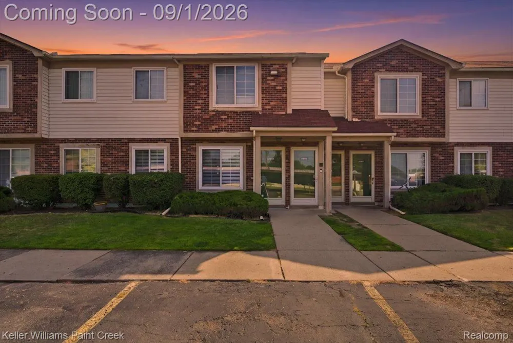 31842 Kelly Road #3 Roseville City, MI 48066